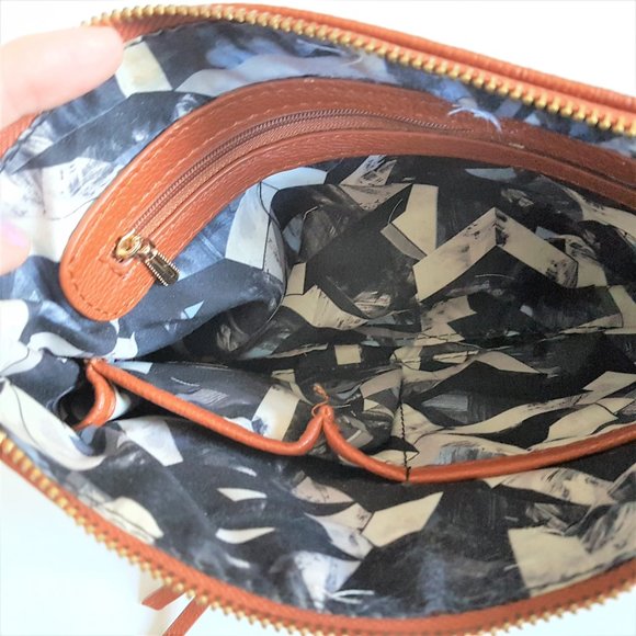 Co-lab vegan leather clutch with gold chain. - Picture 3 of 6